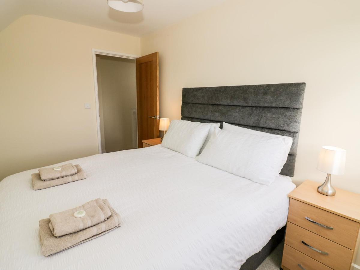 Walnut Cottage สแตรทฟอร์ด อะพอน เอวอน ภายนอก รูปภาพ